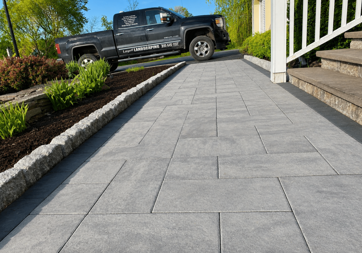 Loyal Landscapting walkway 12